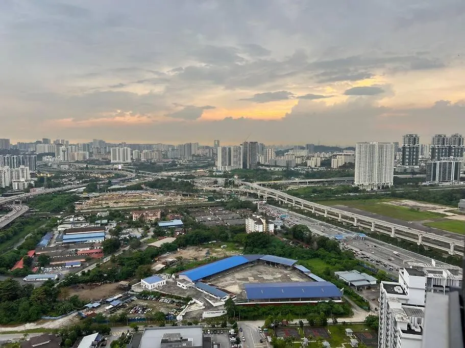 Sunset View At Modern Home Kuala Lumpur